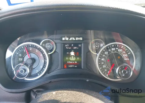 2022 Ram 1500 Lone Star 4X2 6'4 Box z USA, uszkodzony, nr VIN 1C6RREBG4NN177818